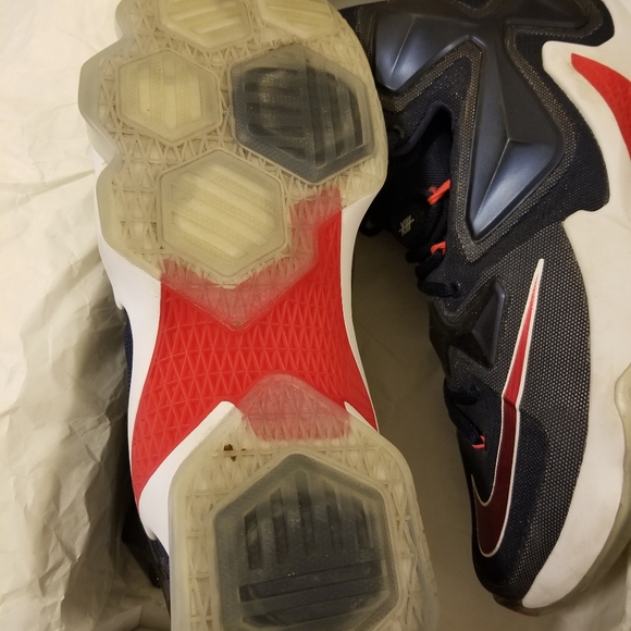 Lebron James 13 - Picture 2 of 3